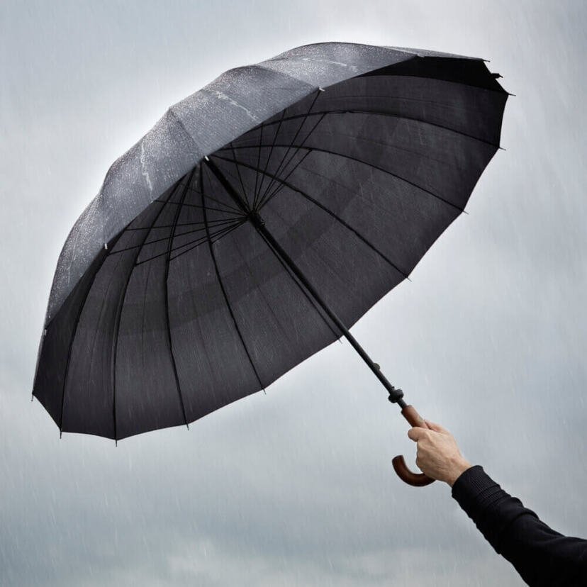 雨の日にありがちな「男子ならではの無茶」９パターン