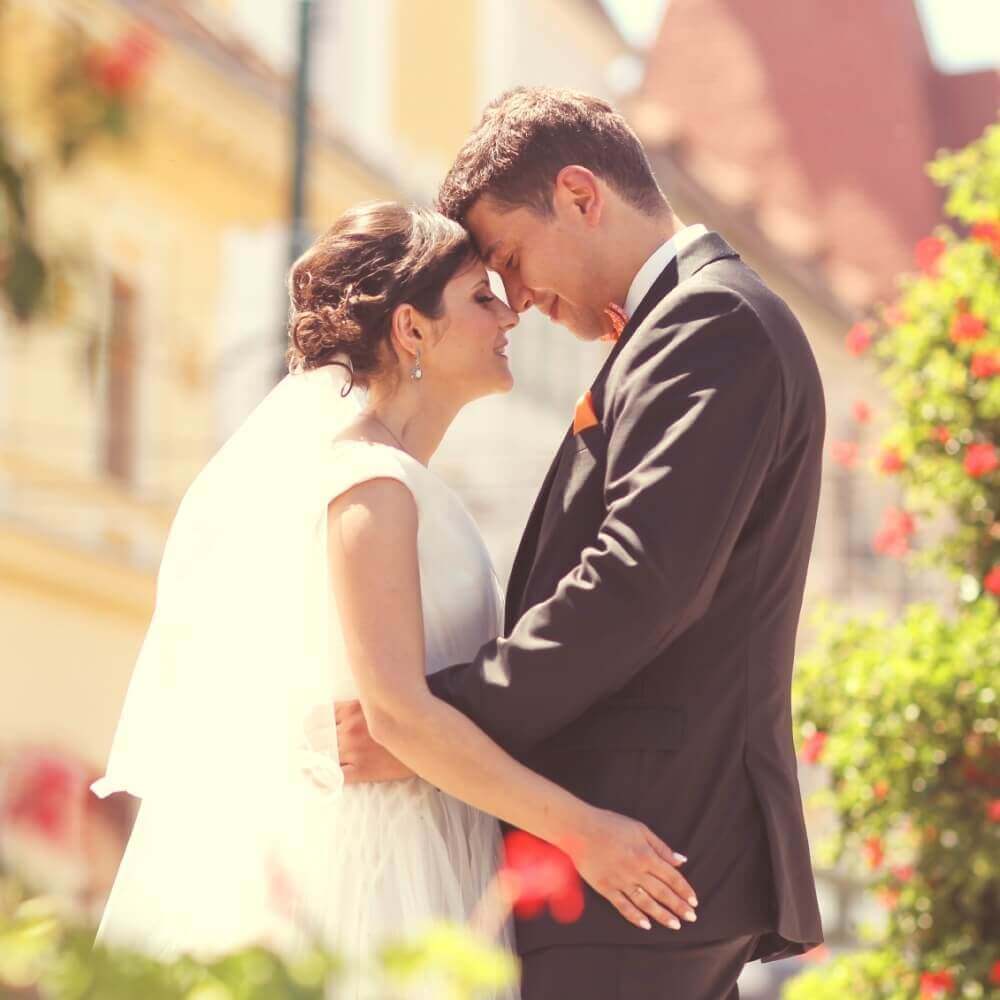 独身の小姑に注意！「新婚生活は？」と聞かれたときの返答9パターン